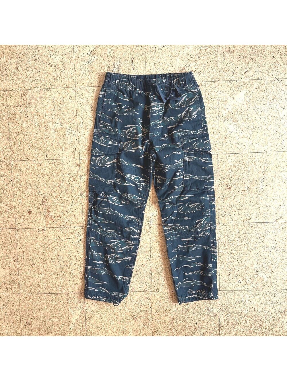 American Eagle AE Baggy Fit Tiger Camo Cargo Pants Men's Small 29x29 Drawstring